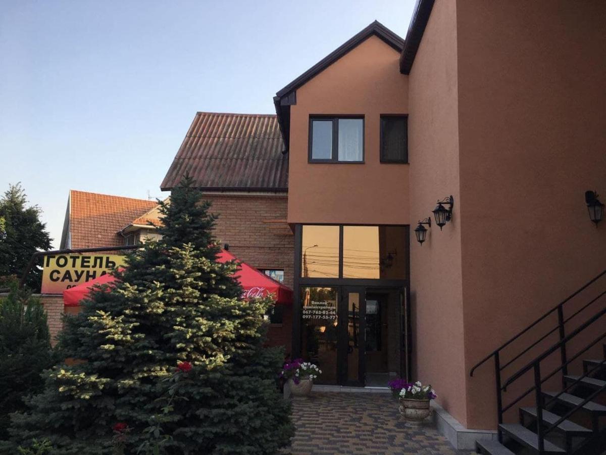 На Круговій Zaporizhia Ngoại thất bức ảnh