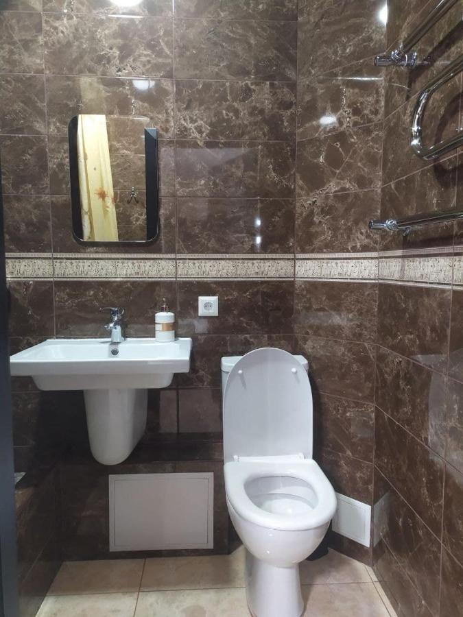 На Круговій Zaporizhia Ngoại thất bức ảnh