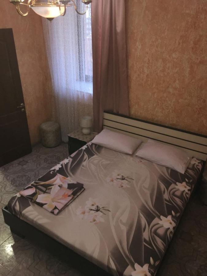 На Круговій Zaporizhia Ngoại thất bức ảnh