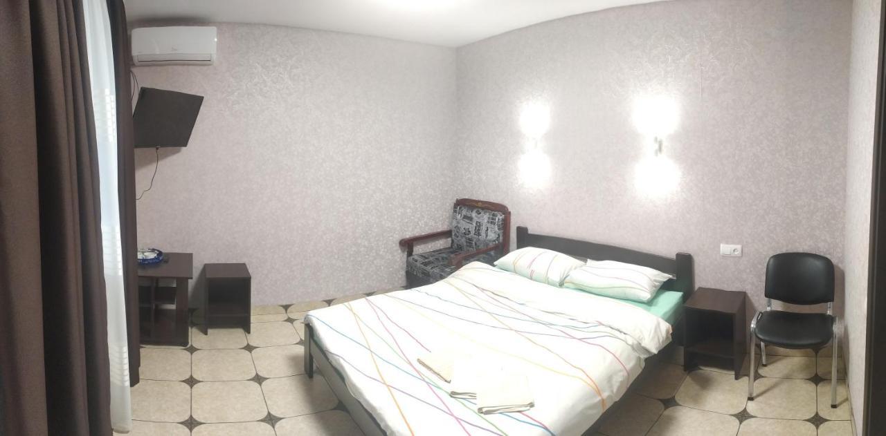 На Круговій Zaporizhia Ngoại thất bức ảnh