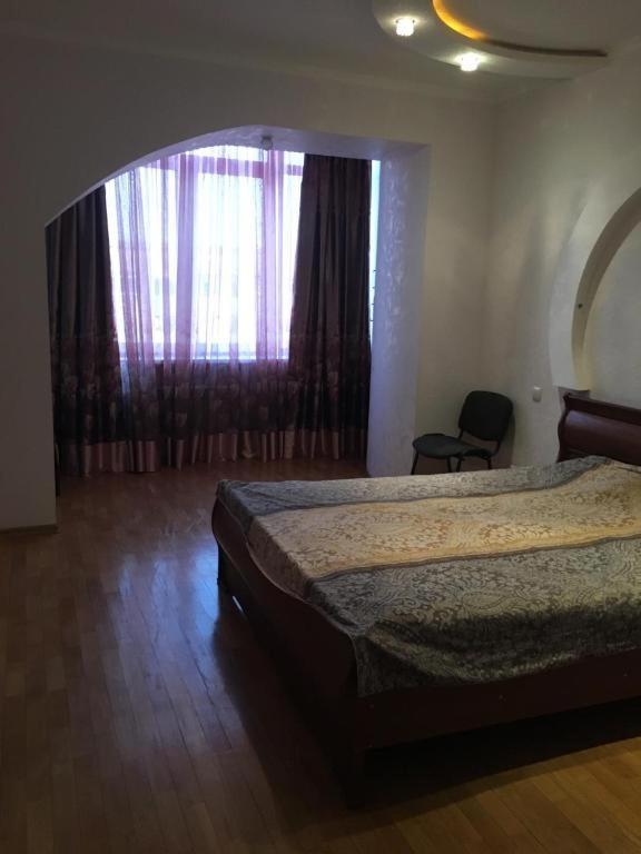 На Круговій Zaporizhia Ngoại thất bức ảnh